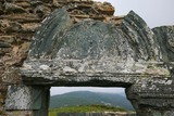Skulptiertes Tympanon - Kapelle Chjesa Negra in Piève, 30/10/2019