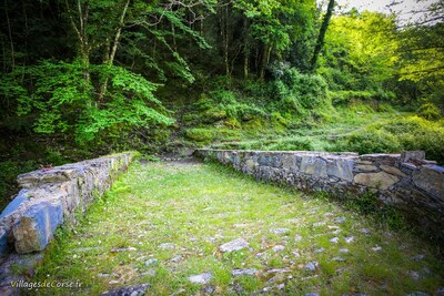 Genuesische Brücke Alisu in Zalana am 25052019