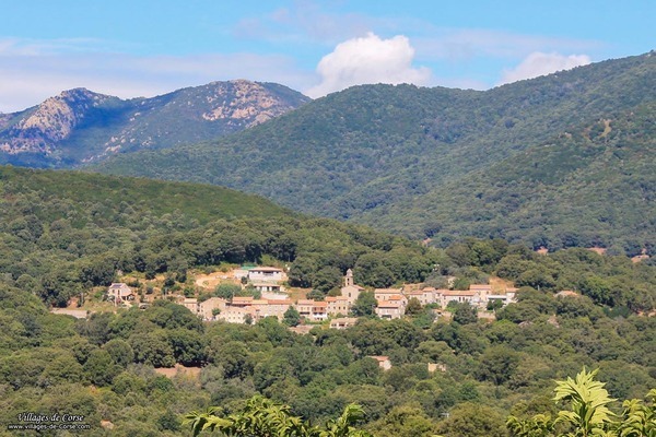 Village - Azilone Ampaza