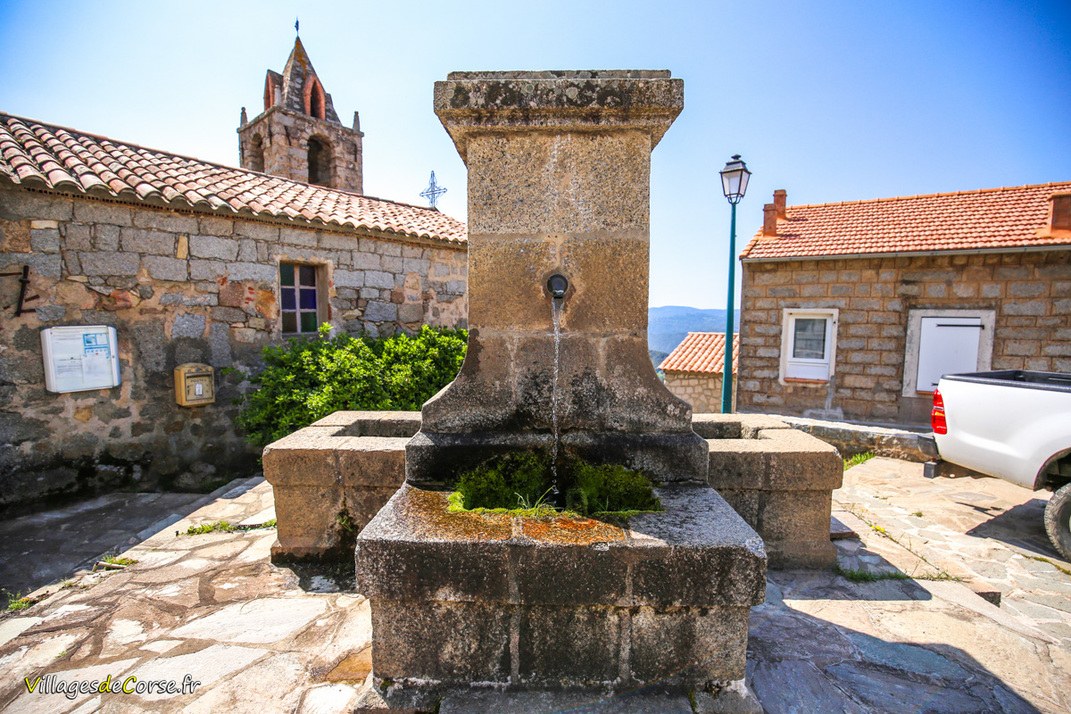 Fountain - Moca Croce