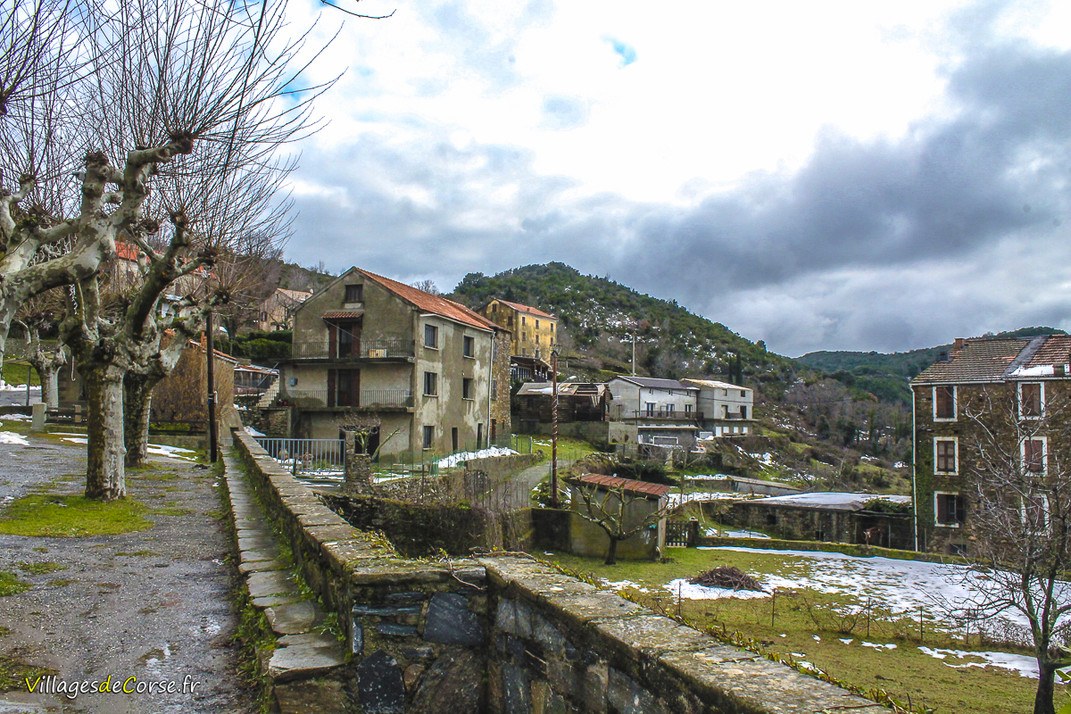 Village - Giuncaggio