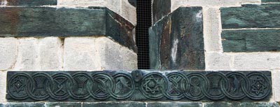 Skulptur zwölf Kreise eglise saint michel murato